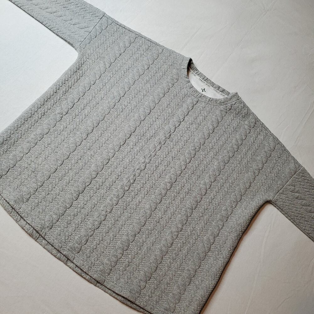 Tuckernuck Women's Size XS/S Ally Swing Cable Knit Sweatshirt 3/4 Sleeve Gray